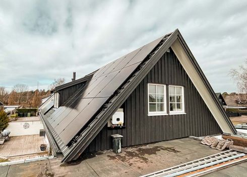 Solpaneler på tak