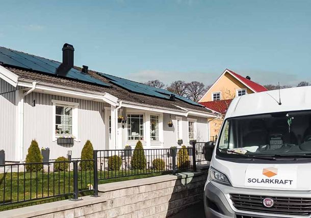 Solarkraft installerar solpaneler